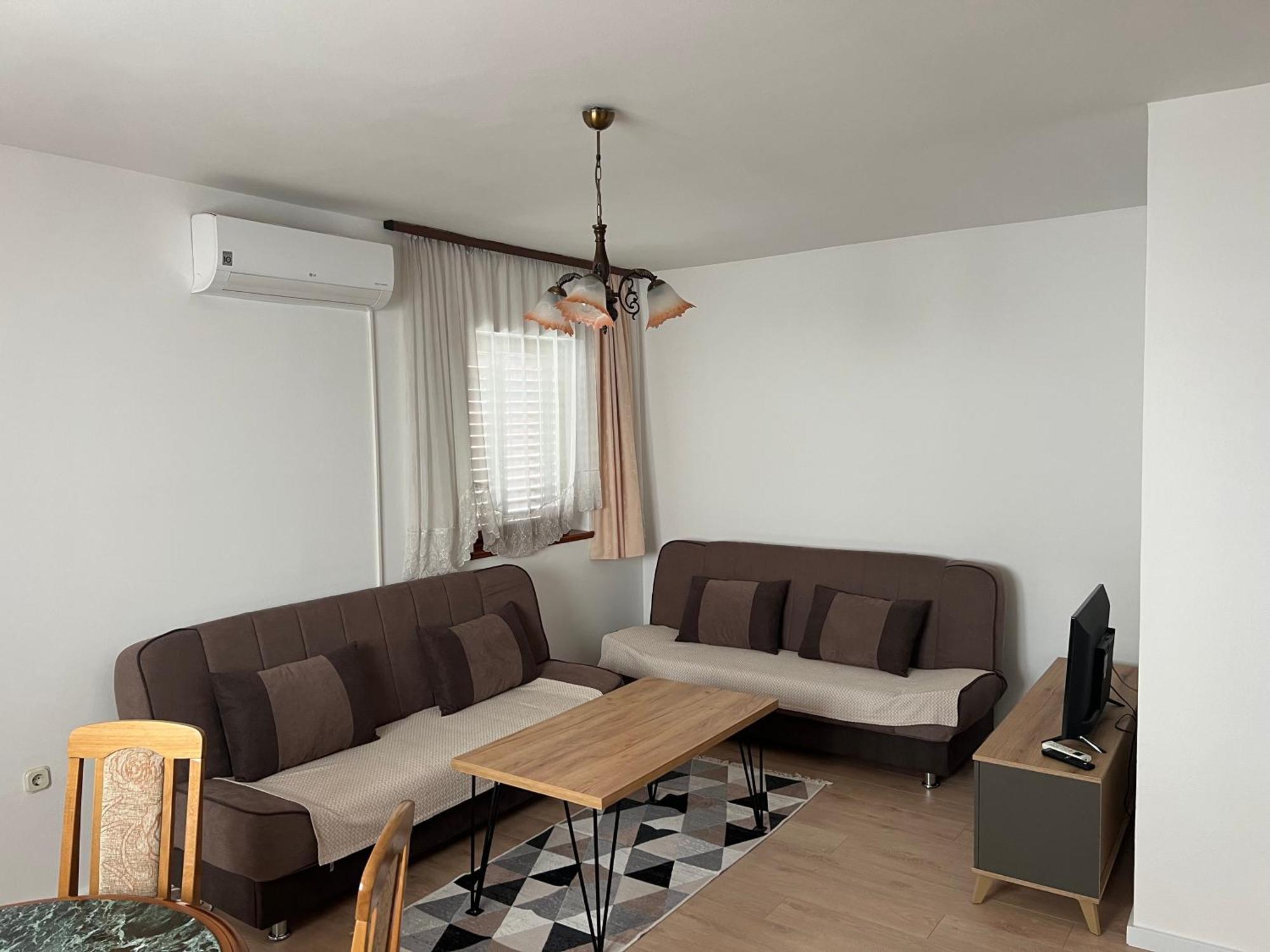 Cheap House Near The Center Of The City Μόσταρ Εξωτερικό φωτογραφία